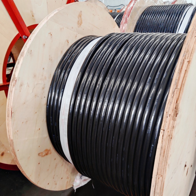 铜芯电缆的使用注意事项