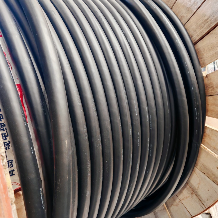 选购电缆时低烟无卤与耐火阻燃性能达标判断方法 选购电缆时低烟无卤与耐火阻燃性能达标判断方法