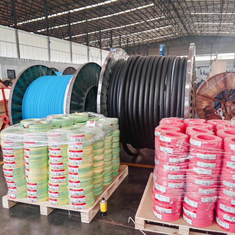 民用建筑vs工业场景:耐火电缆的选型标准为何大不同? 民用建筑vs工业场景:耐火电缆的选型标准为何大不同?